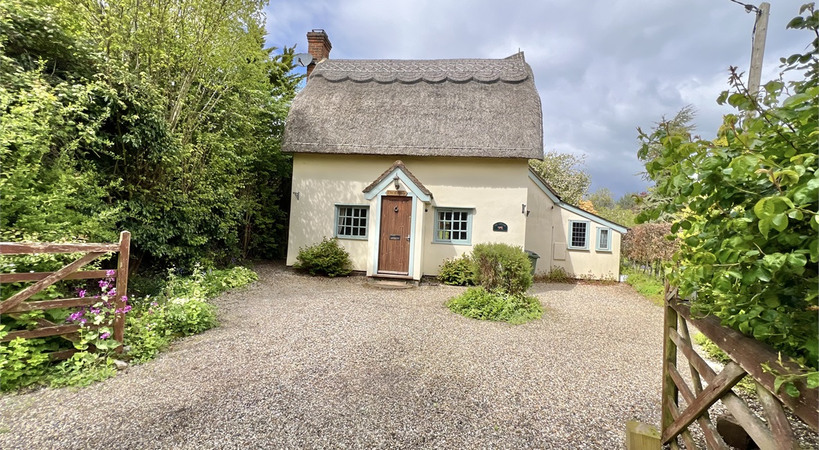 The Cottage, Plums Lane, Bardfield Saling, CM7 5EH 