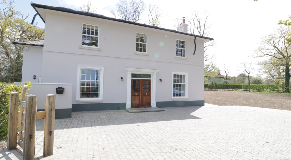 Glazenwood Lodge, Bradwell