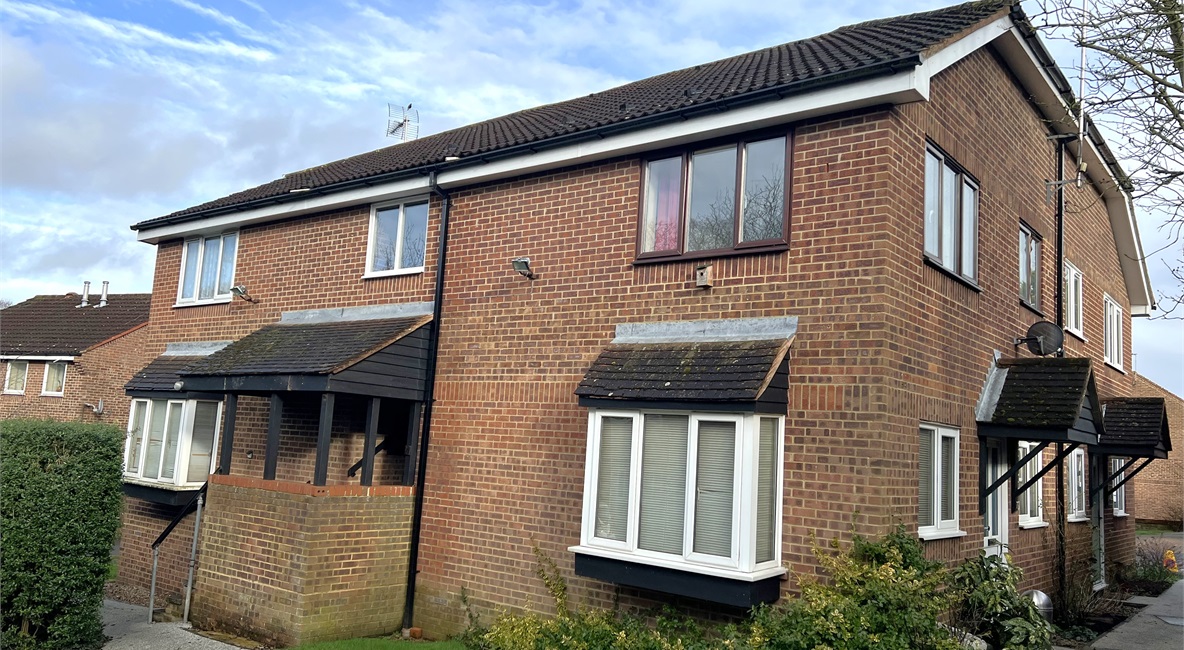 9 Warrenside, Braintree, Essex, CM7 1TG