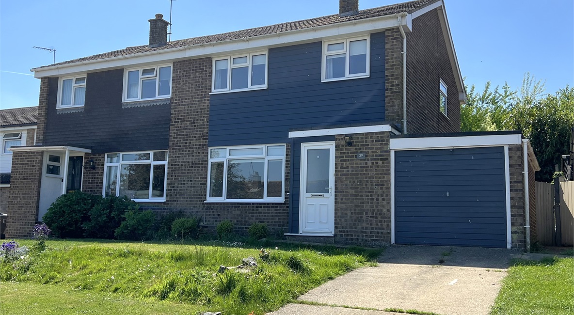 39 Barryfields, Shalford, Braintree, CM7 5HJ