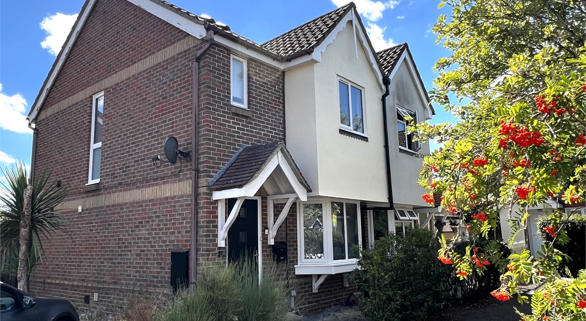 38 Pochard Way, Great Notley Garden Village, Braintree, CM77 7WA