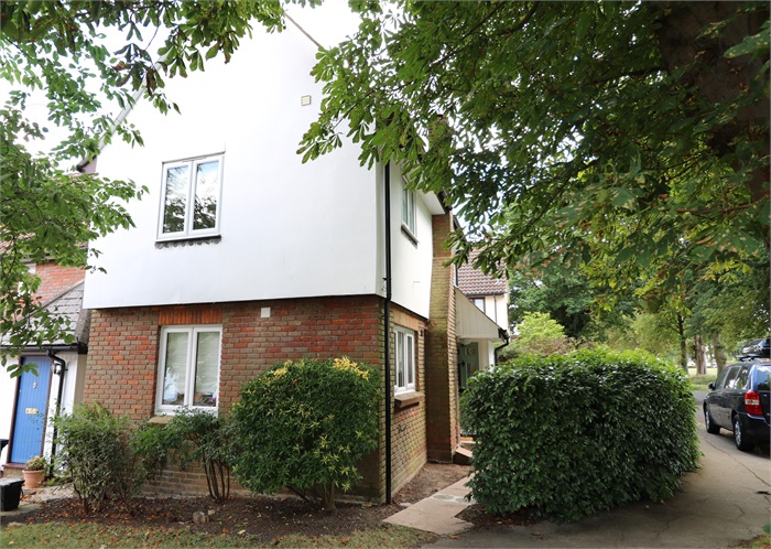 24 Chestnut Walk, Garnetts Lane, Felsted