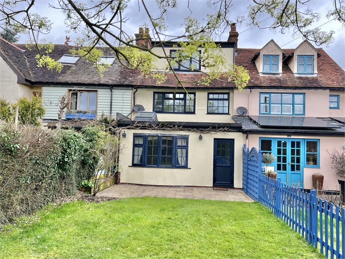2 Gambers Hall Cottages, Hawkspur Green, CM7 4SH 