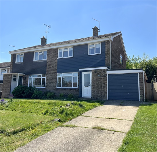 39 Barryfields, Shalford, Braintree, CM7 5HJ