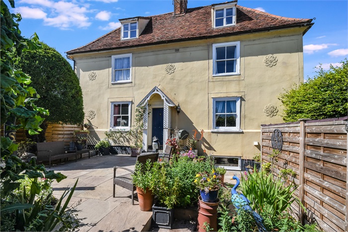 1 Northampton House, Bridge Street, Great Bardfield, CM7 4SY 