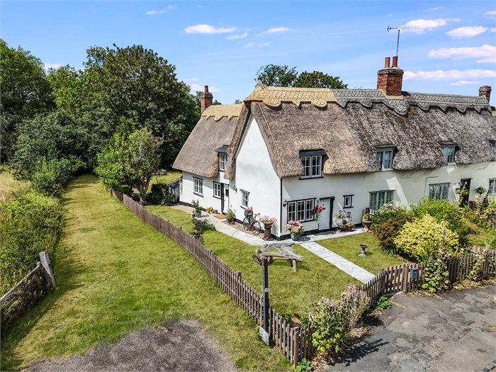 1 Duck End Cottages, Finchingfield, Braintree CM7 4NA