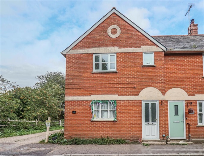 5 Meadowview, Bridge Street, Great Bardfield, CM7 4SZ